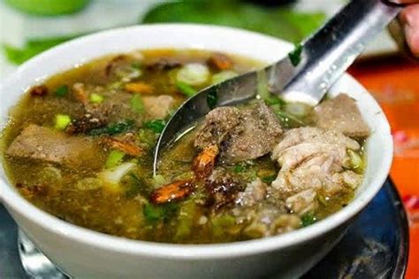  Coto Makassar: Uma Sinfonia de Sabores Picantes e Agradáveis ao Paladar que Irrompe nos Sentidos!